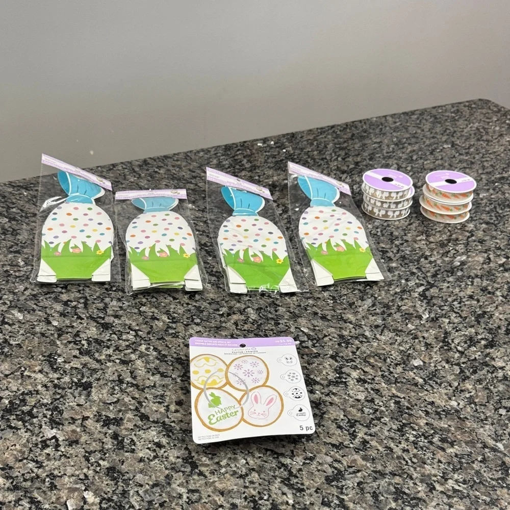 Easter Bunny Treat Bags Easter egg cookie cutter and Easter Ribbon Set NEW